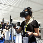 Essai de casque de réalité virtuelle lors de l'université dété de la e-santé à l'hôpital de Castres-Mazamet